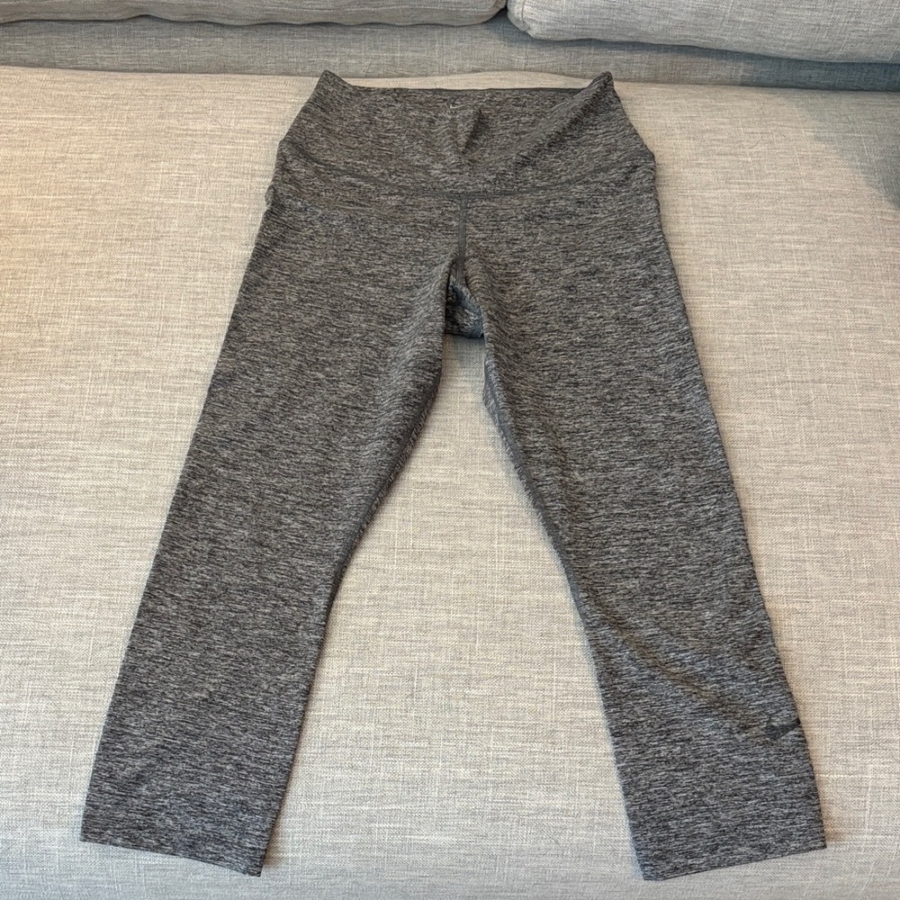 Nike Heather Gray Legend Leggings